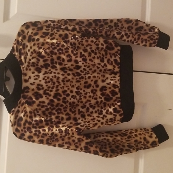 Stylish Leopard Jacket Sz. S. - Picture 4 of 4